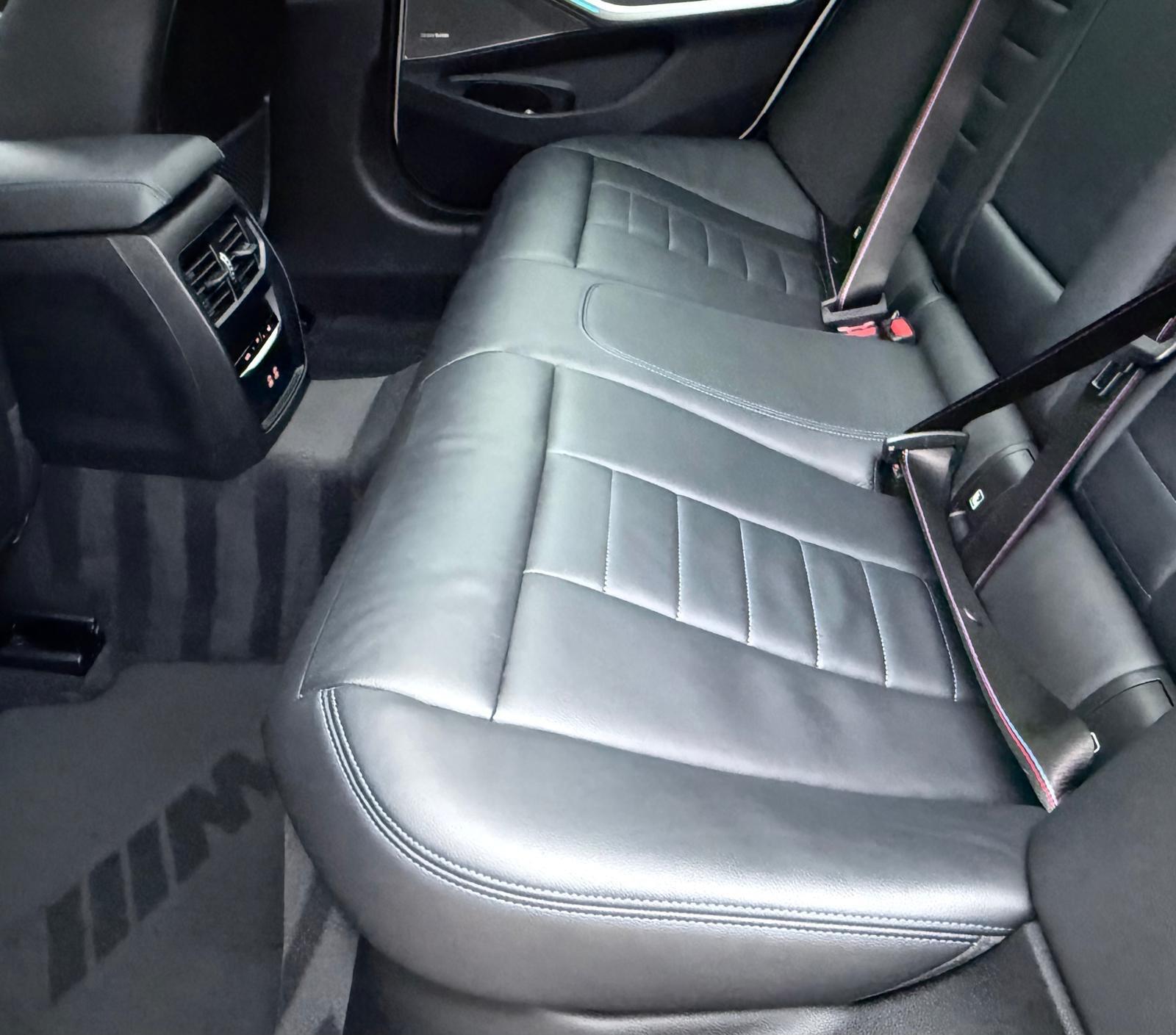BMW 3 Series view 28