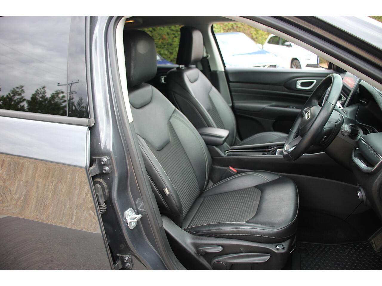Jeep Compass view 15