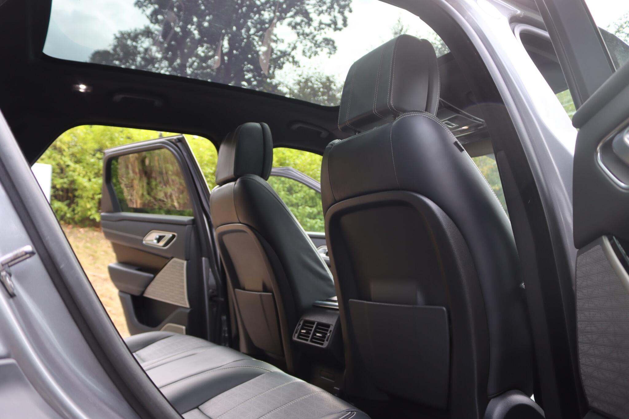 Land Rover Range Rover Velar view 27