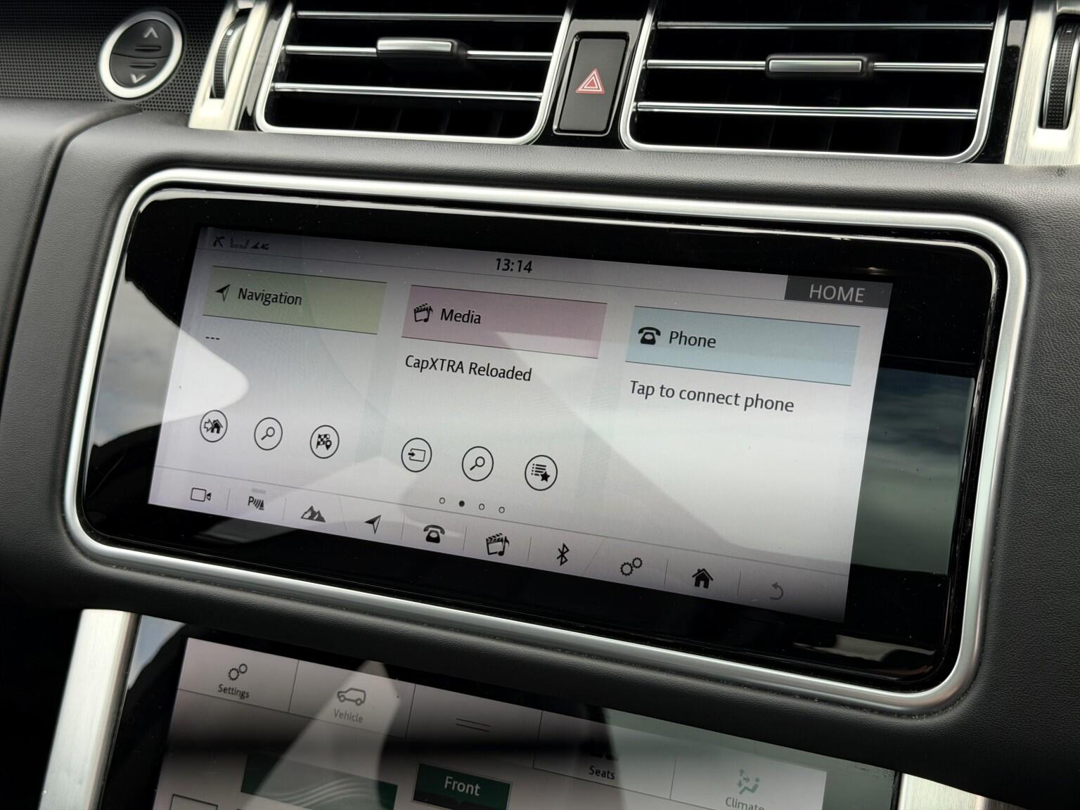 Land Rover Range Rover view 22