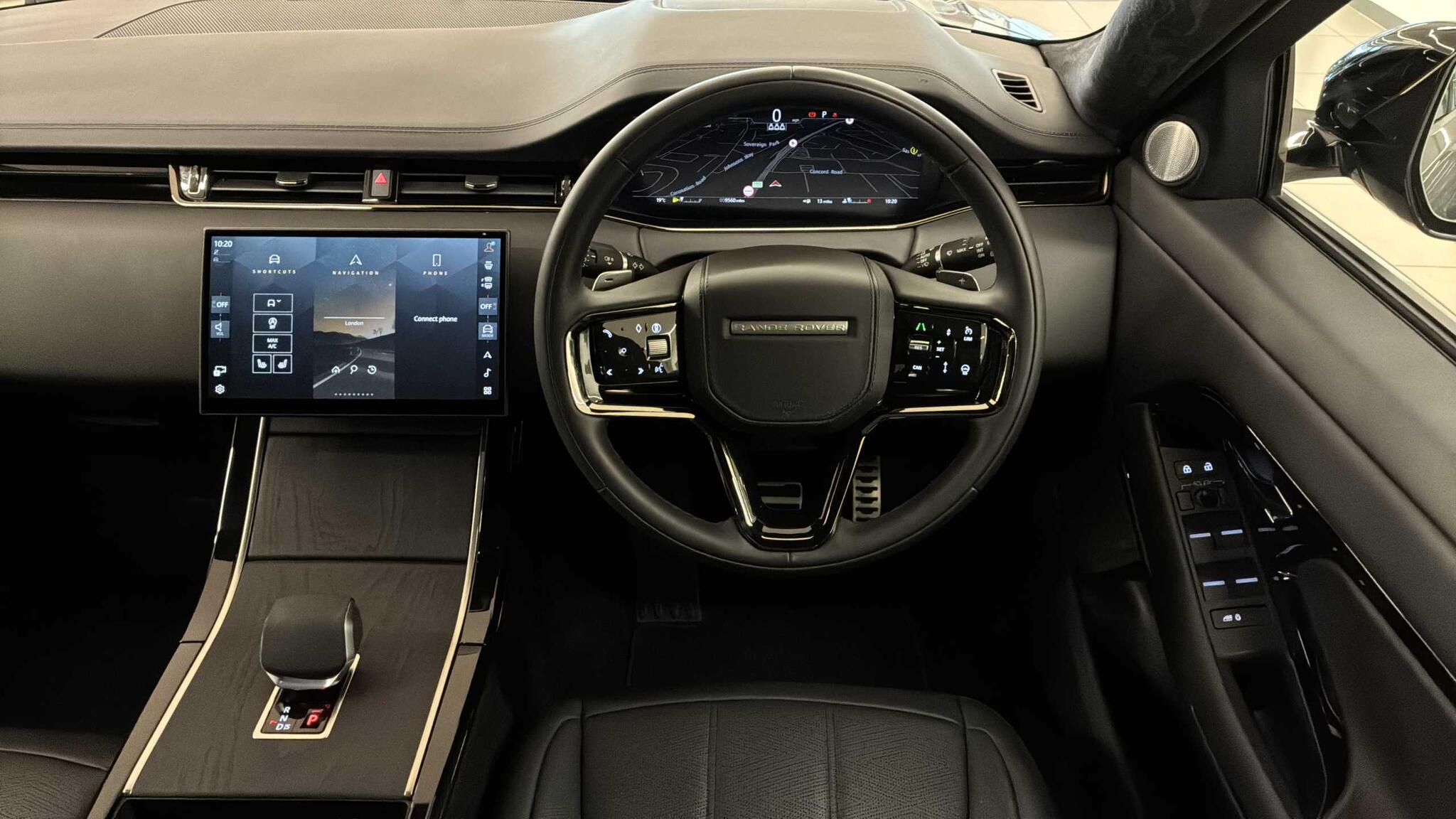 Land Rover Range Rover Evoque view 15
