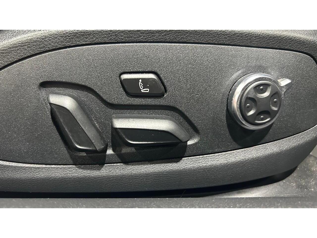 Audi S5 view 24