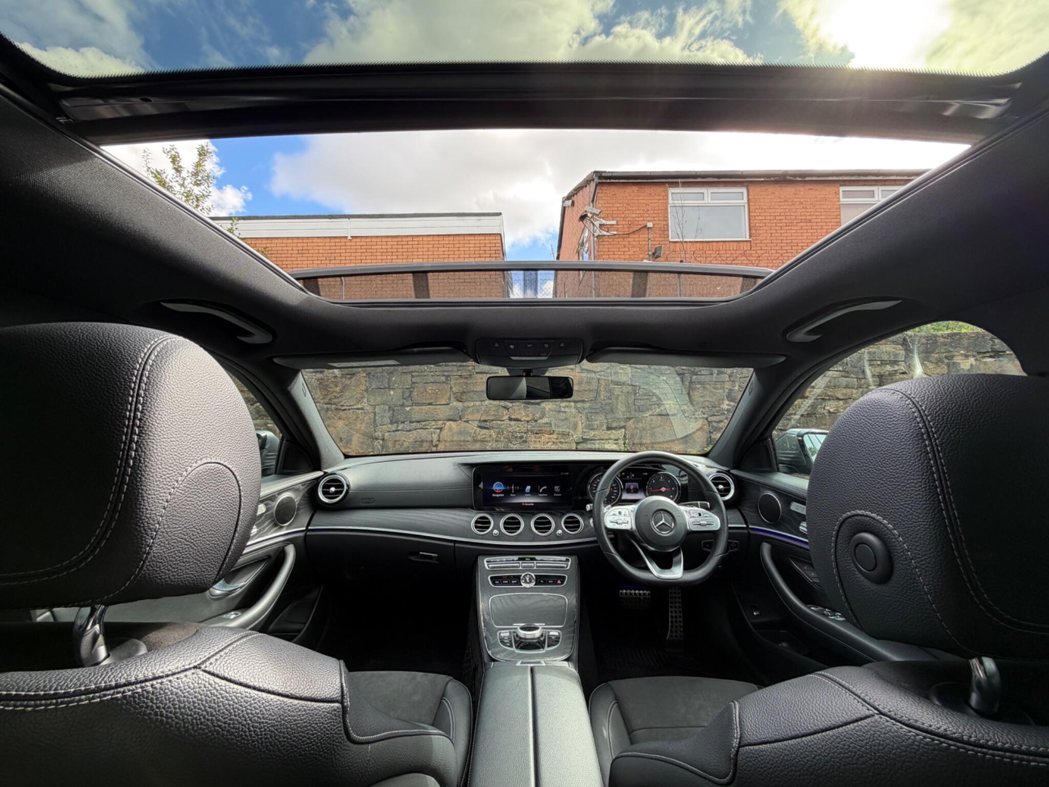 Mercedes-Benz E-Class view 12