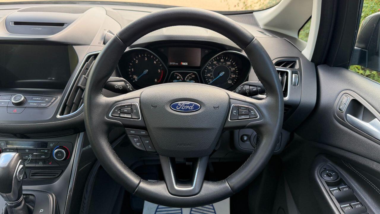 Ford C-Max view 15