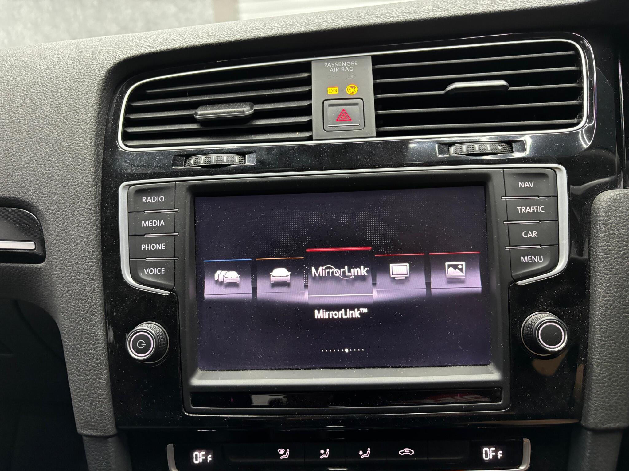 Volkswagen Golf view 16