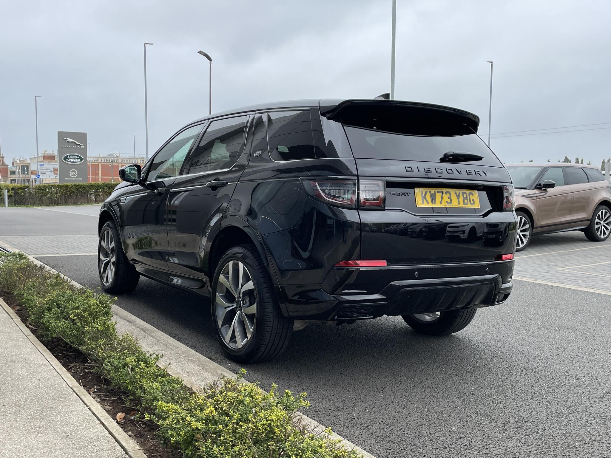 Land Rover Discovery Sport view 62