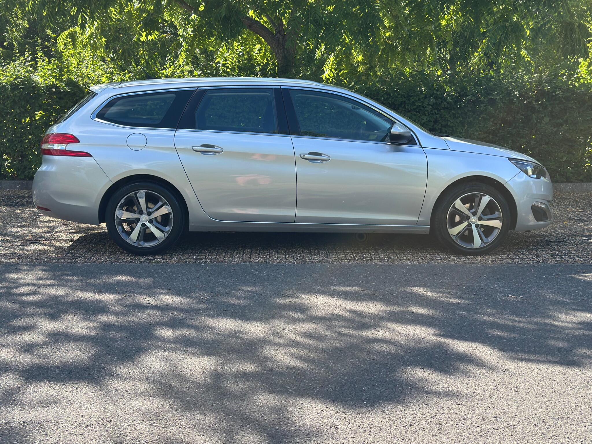Peugeot 308 view 22
