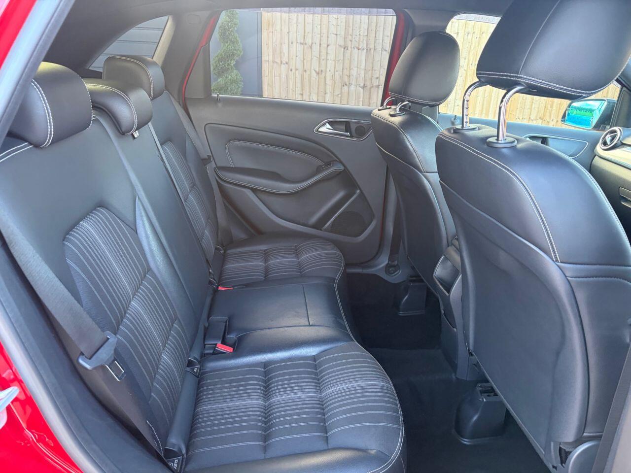 Mercedes-Benz B-Class view 22