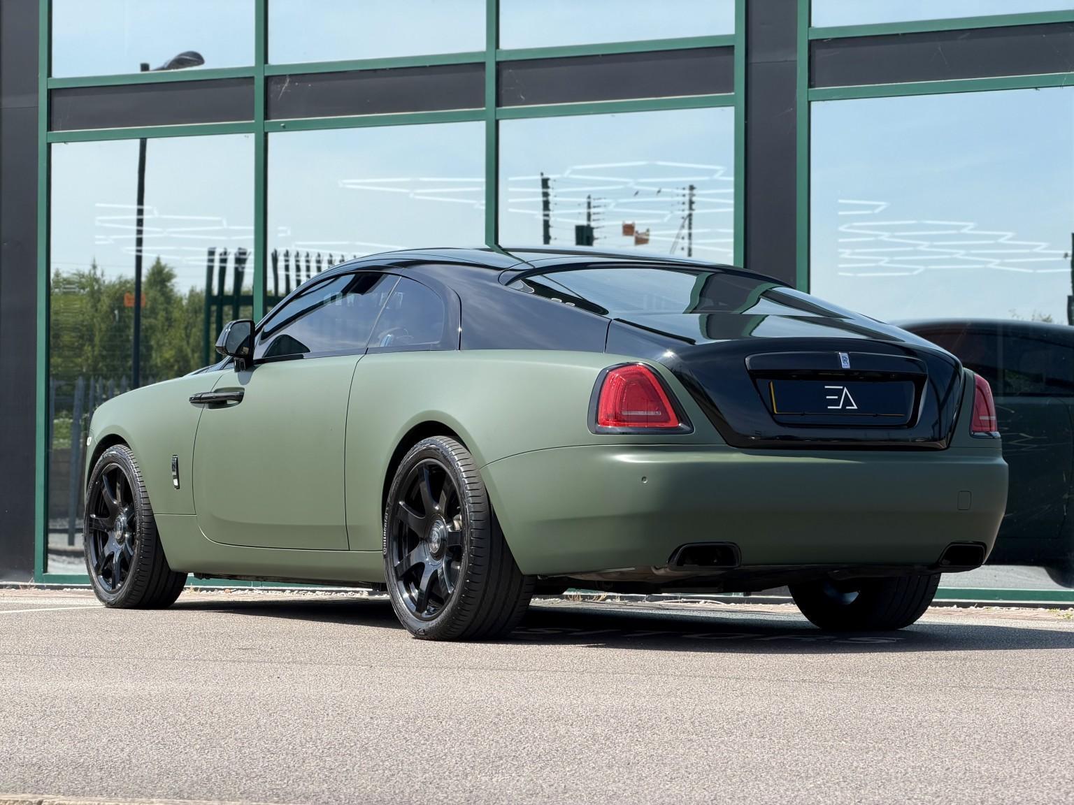 Rolls-Royce Wraith view 2