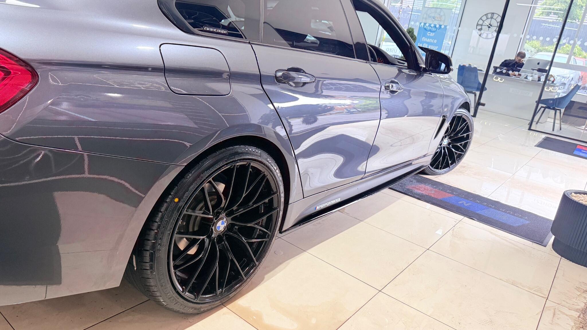 BMW 4 Series view 18