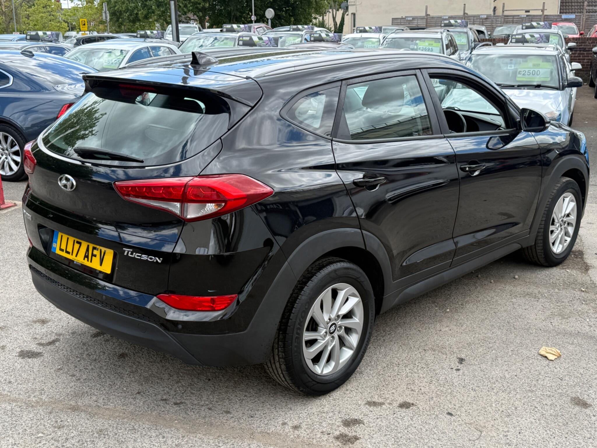 Hyundai TUCSON - Image 18