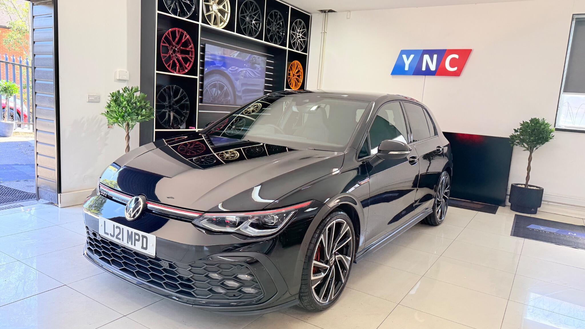 Volkswagen Golf view 78