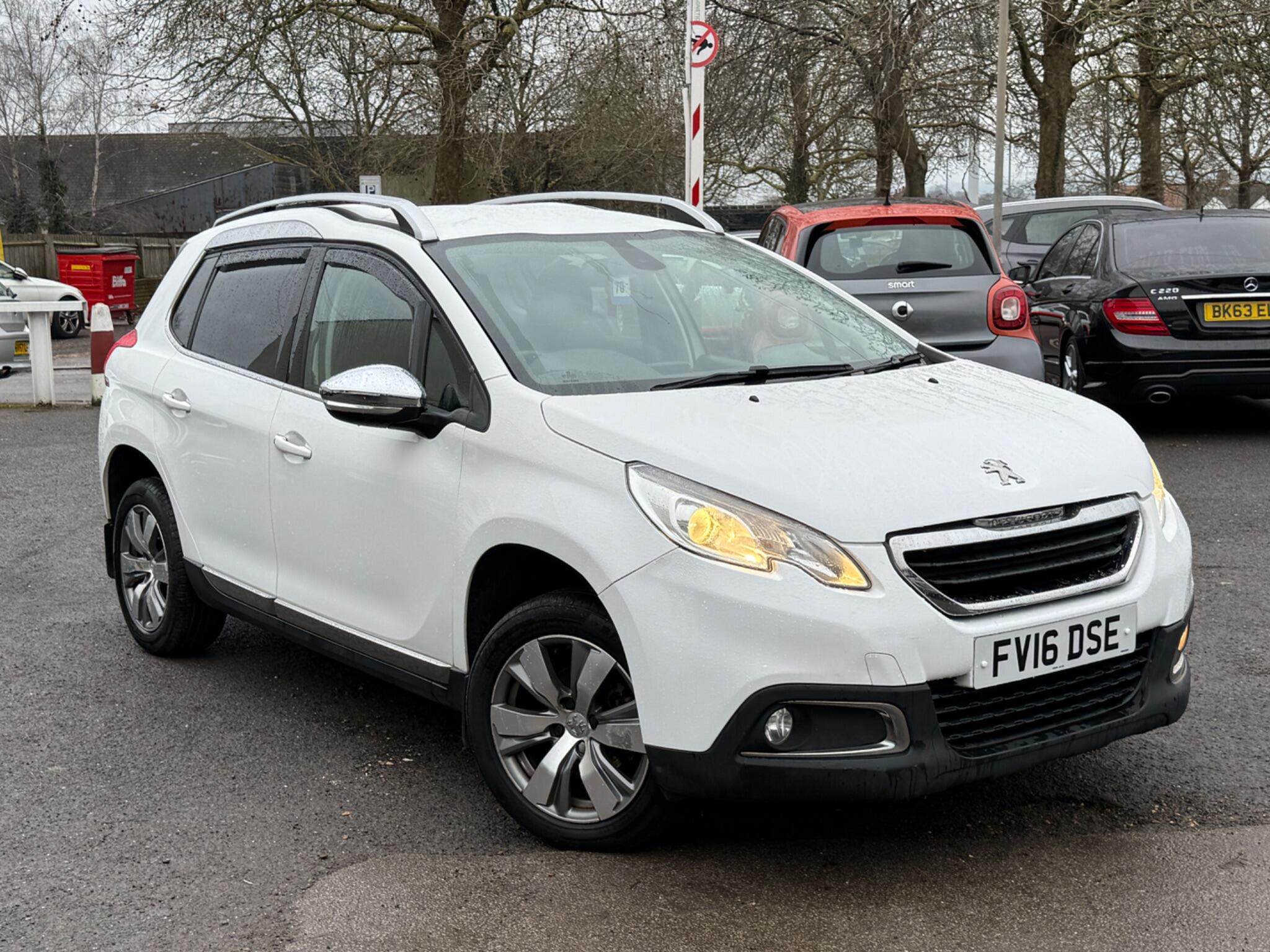 Peugeot 2008 - Image 5
