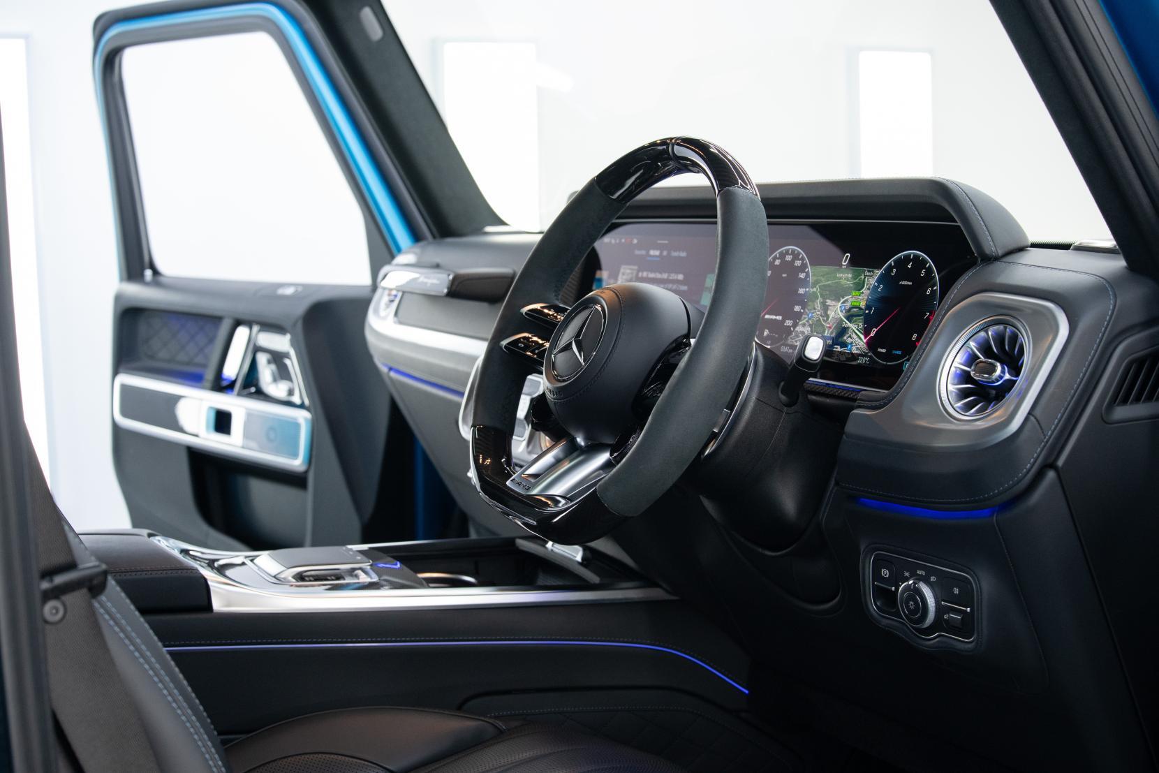 Mercedes-Benz G Class view 4