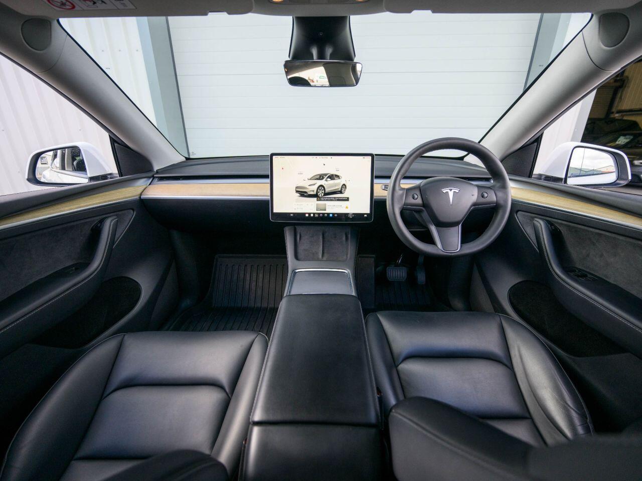 Tesla Model Y view 3