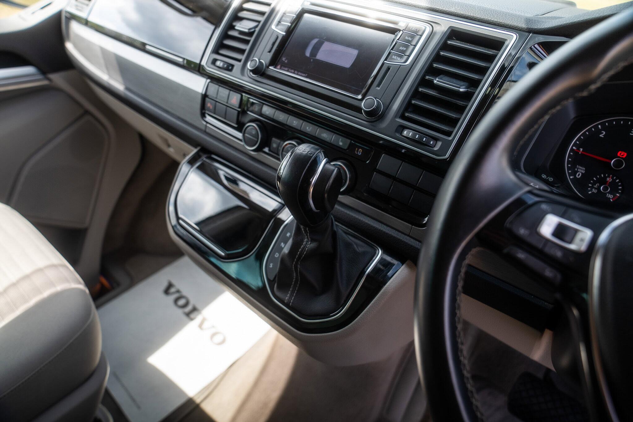 Volkswagen California view 23