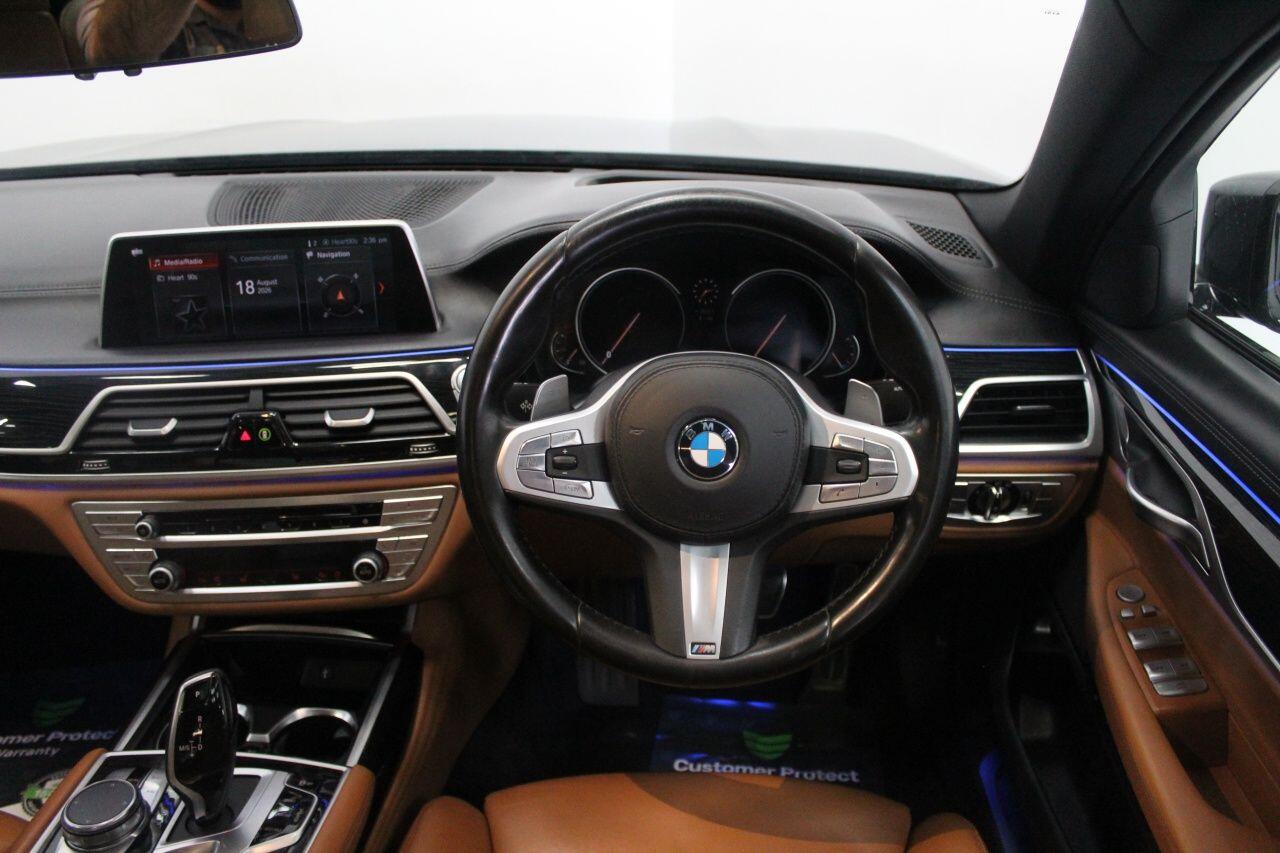 BMW 7 Series view 51