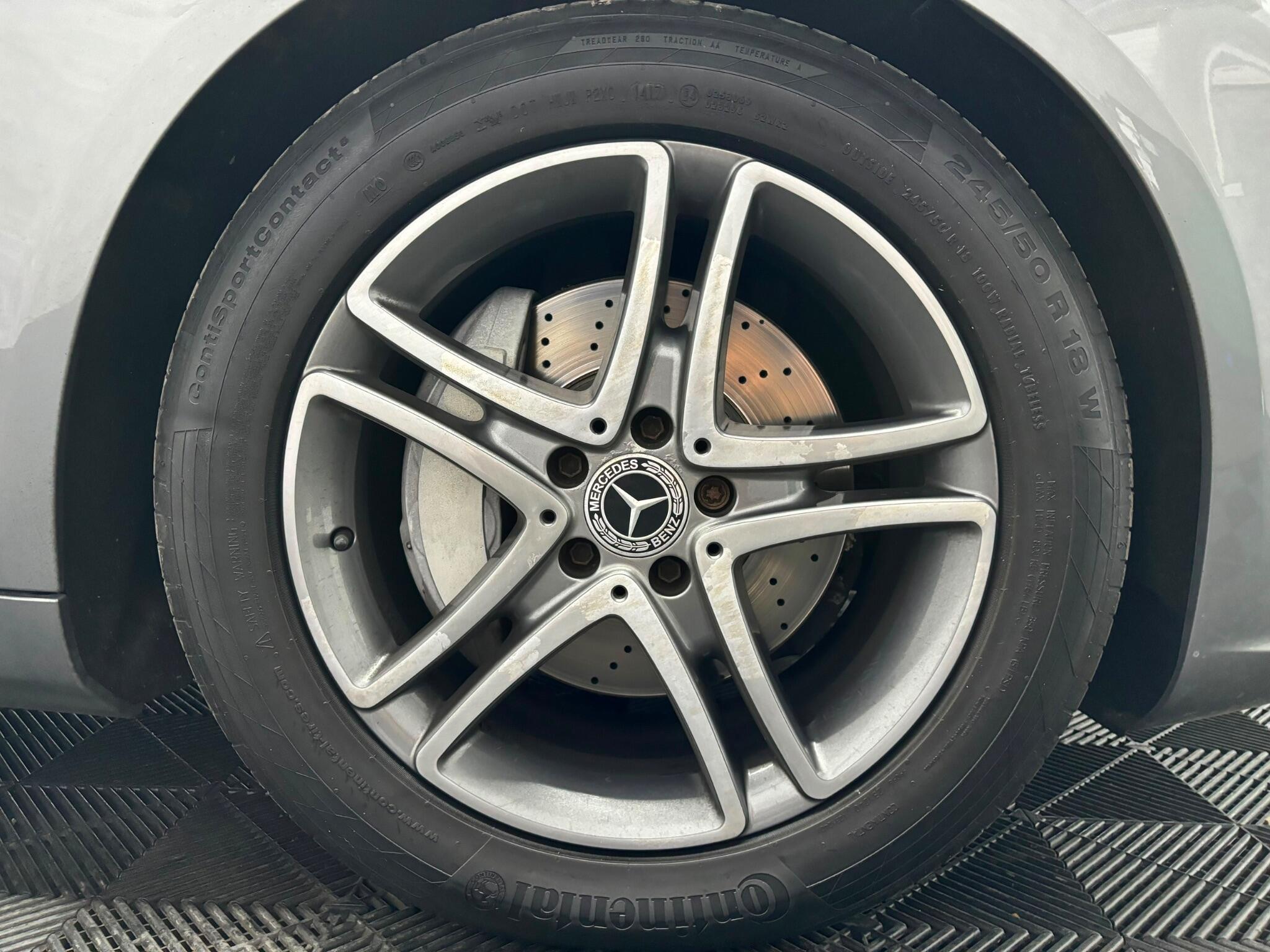 Mercedes-Benz S Class view 44