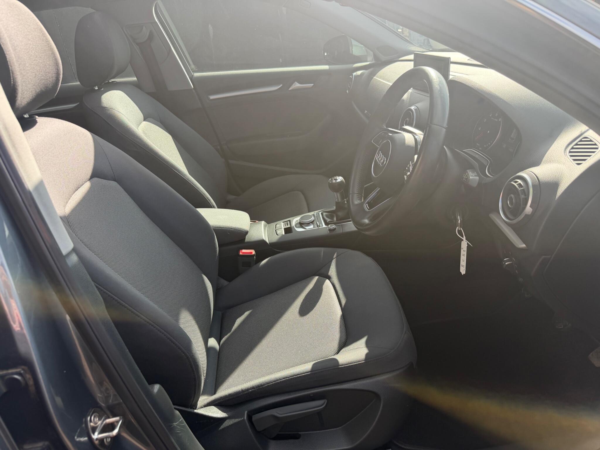 Audi A3 view 8