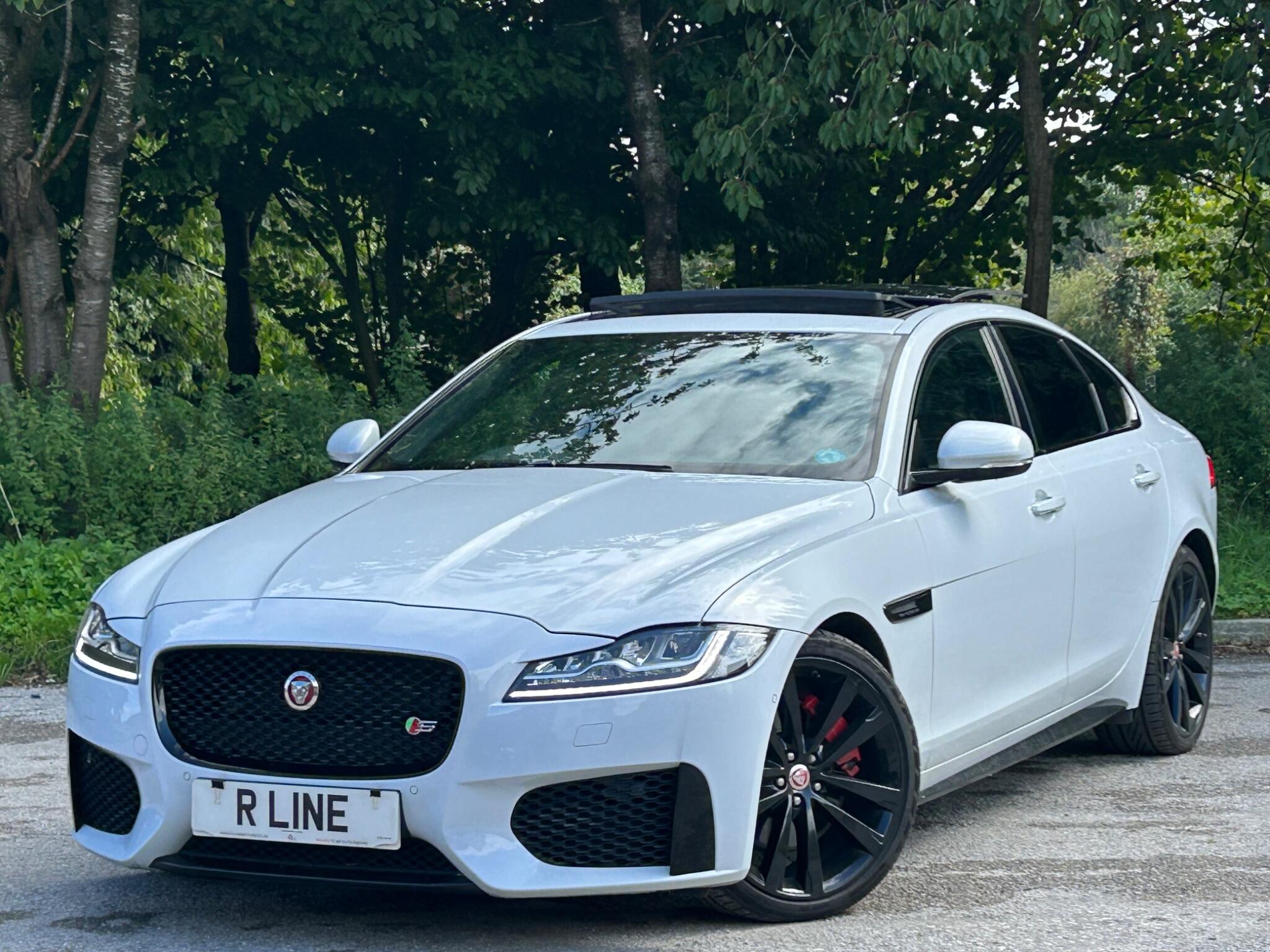 Jaguar XF view 7