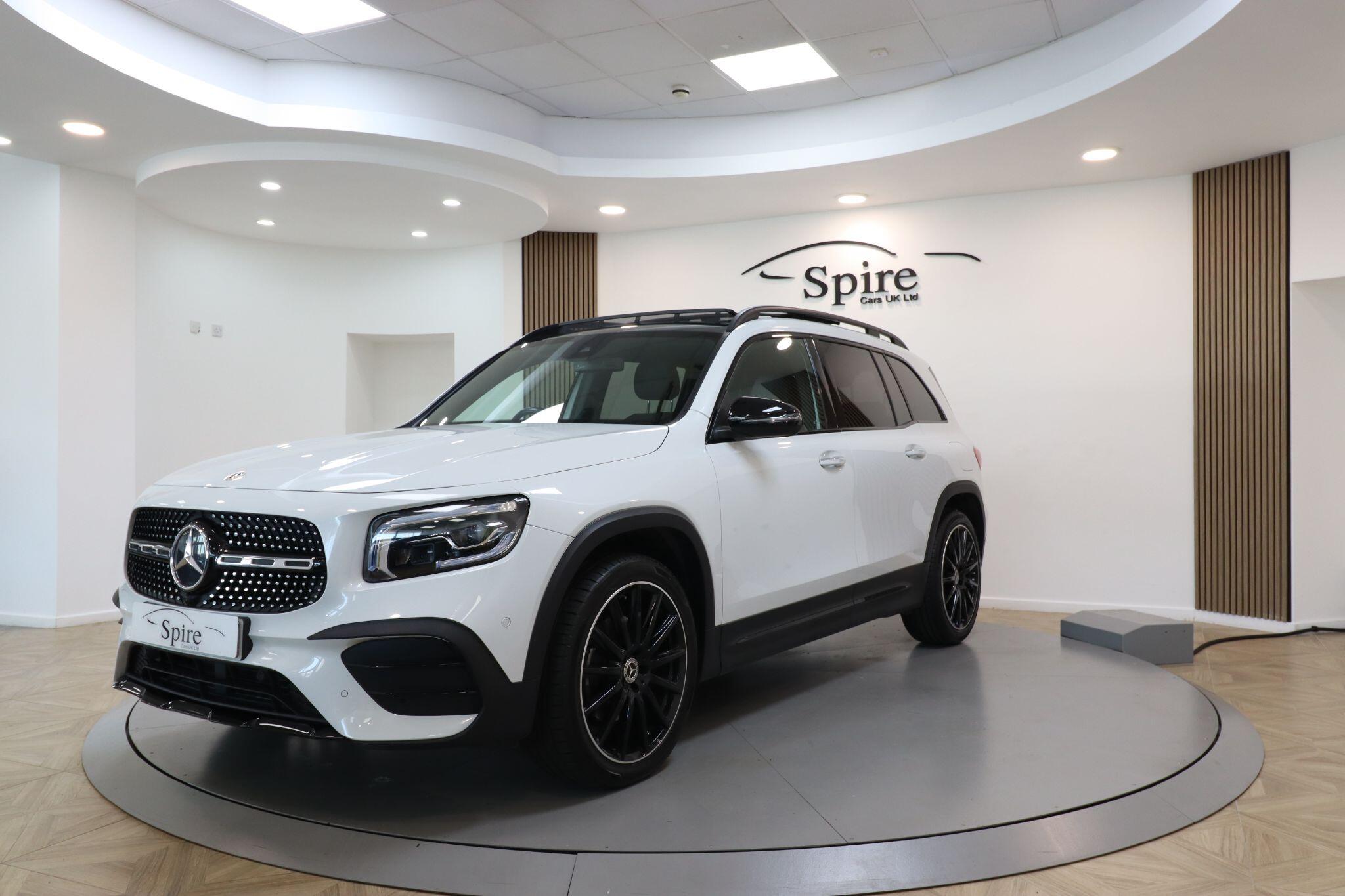 Mercedes-Benz GLB main image