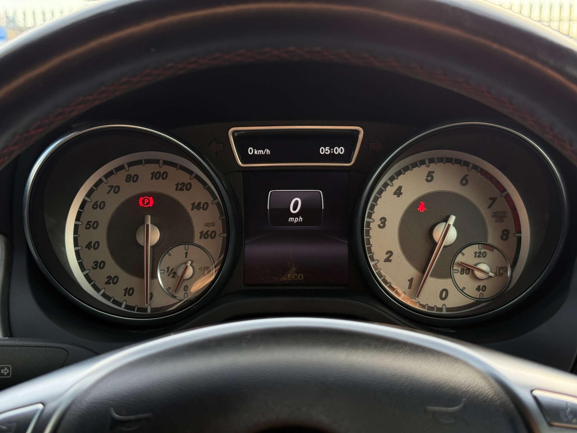 Mercedes-Benz Cla view 52