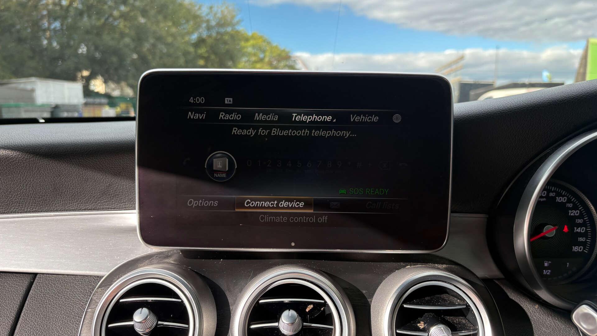 Mercedes-Benz C-Class view 25