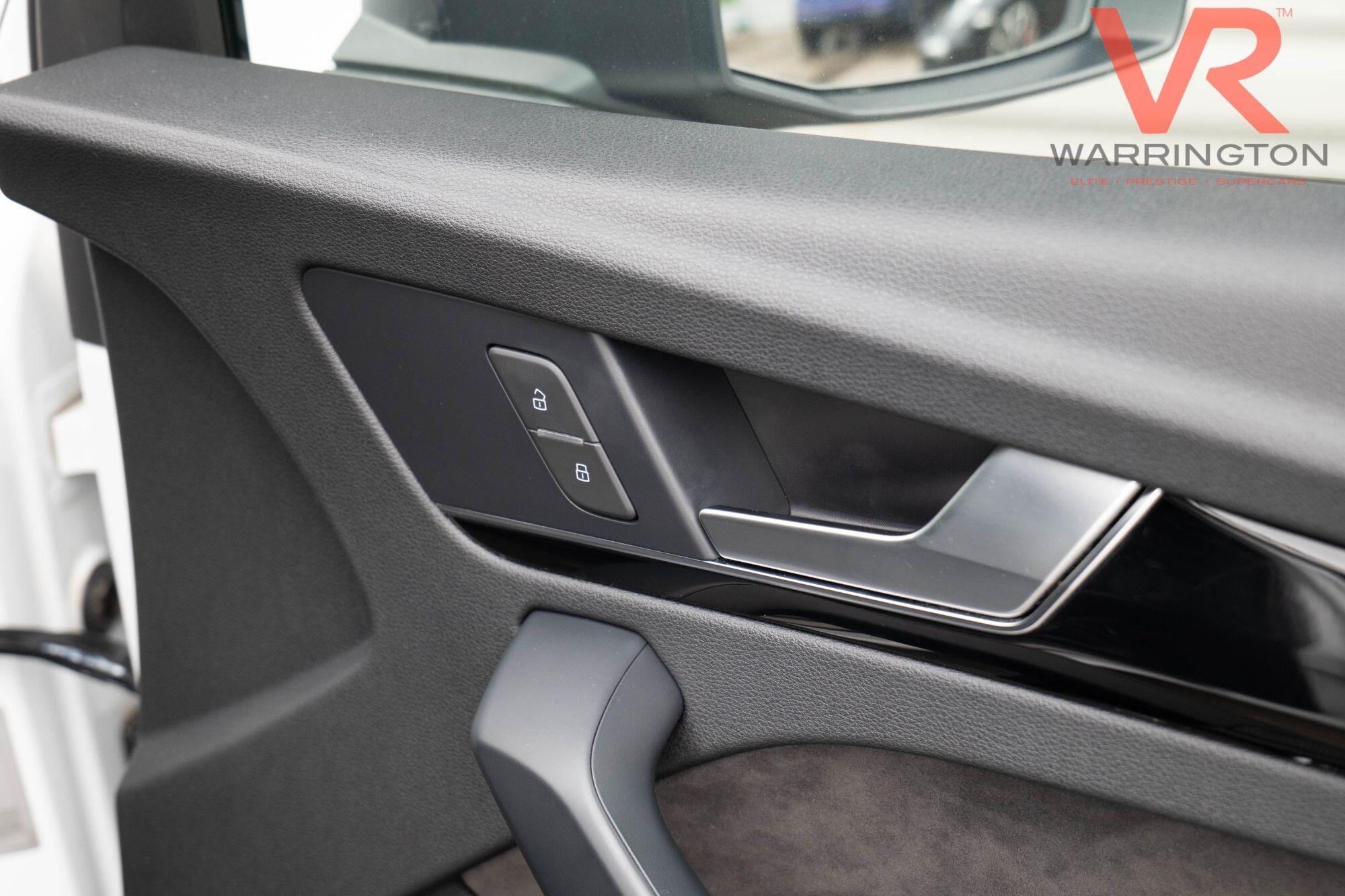Audi Q5 view 24