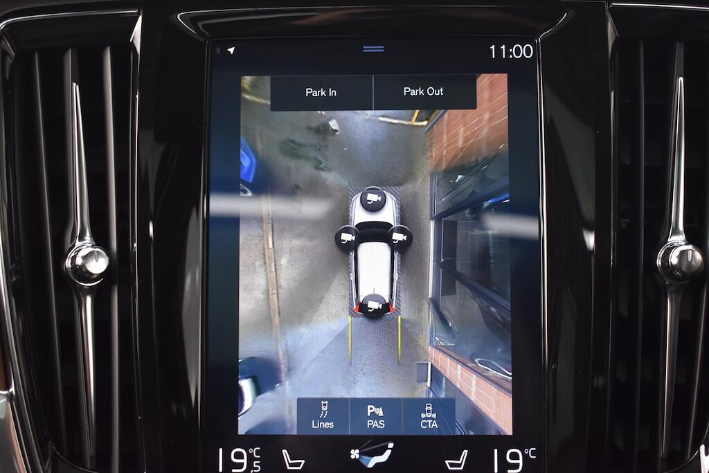 Volvo V90 view 16