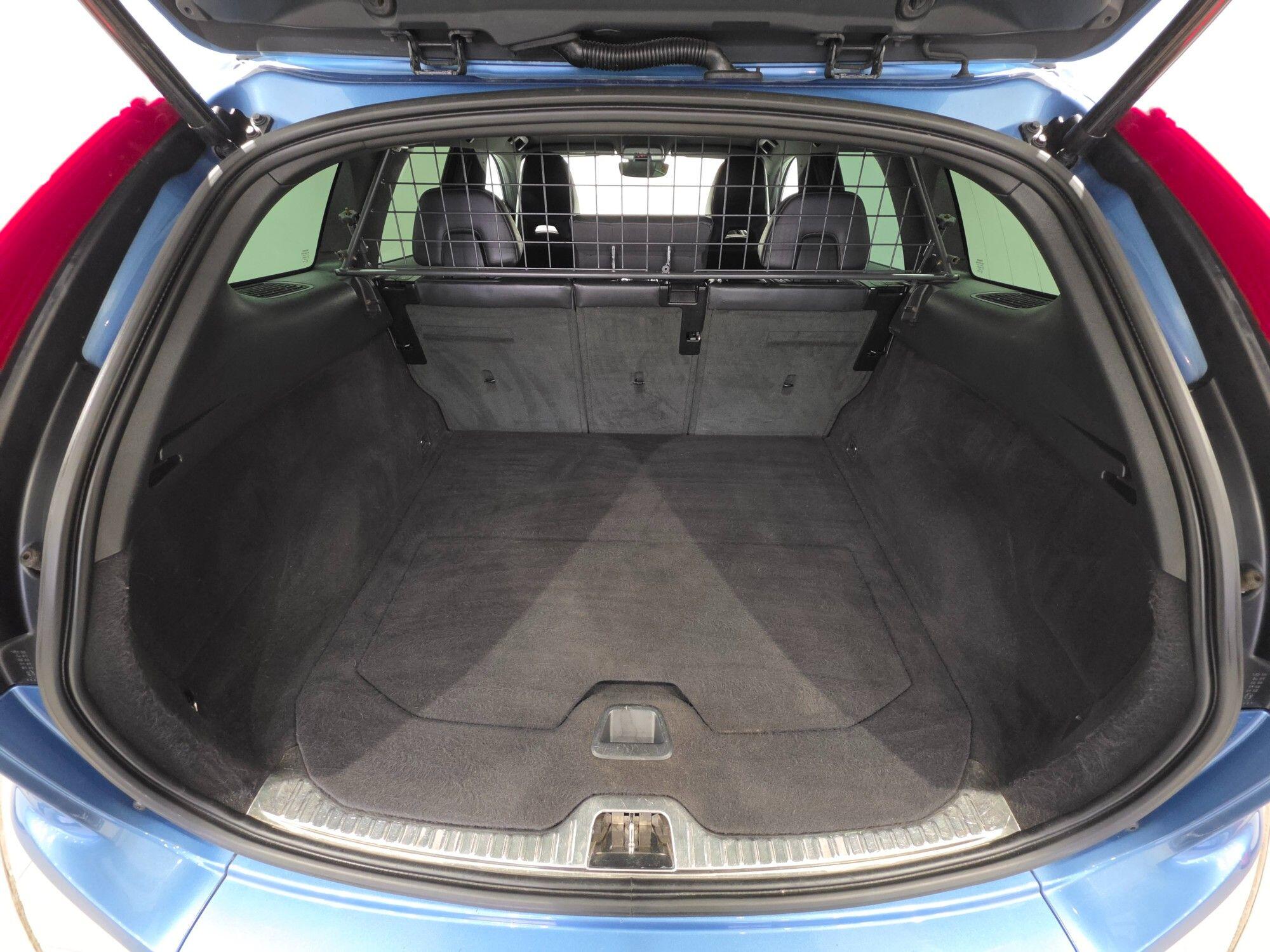 Volvo XC60 view 47