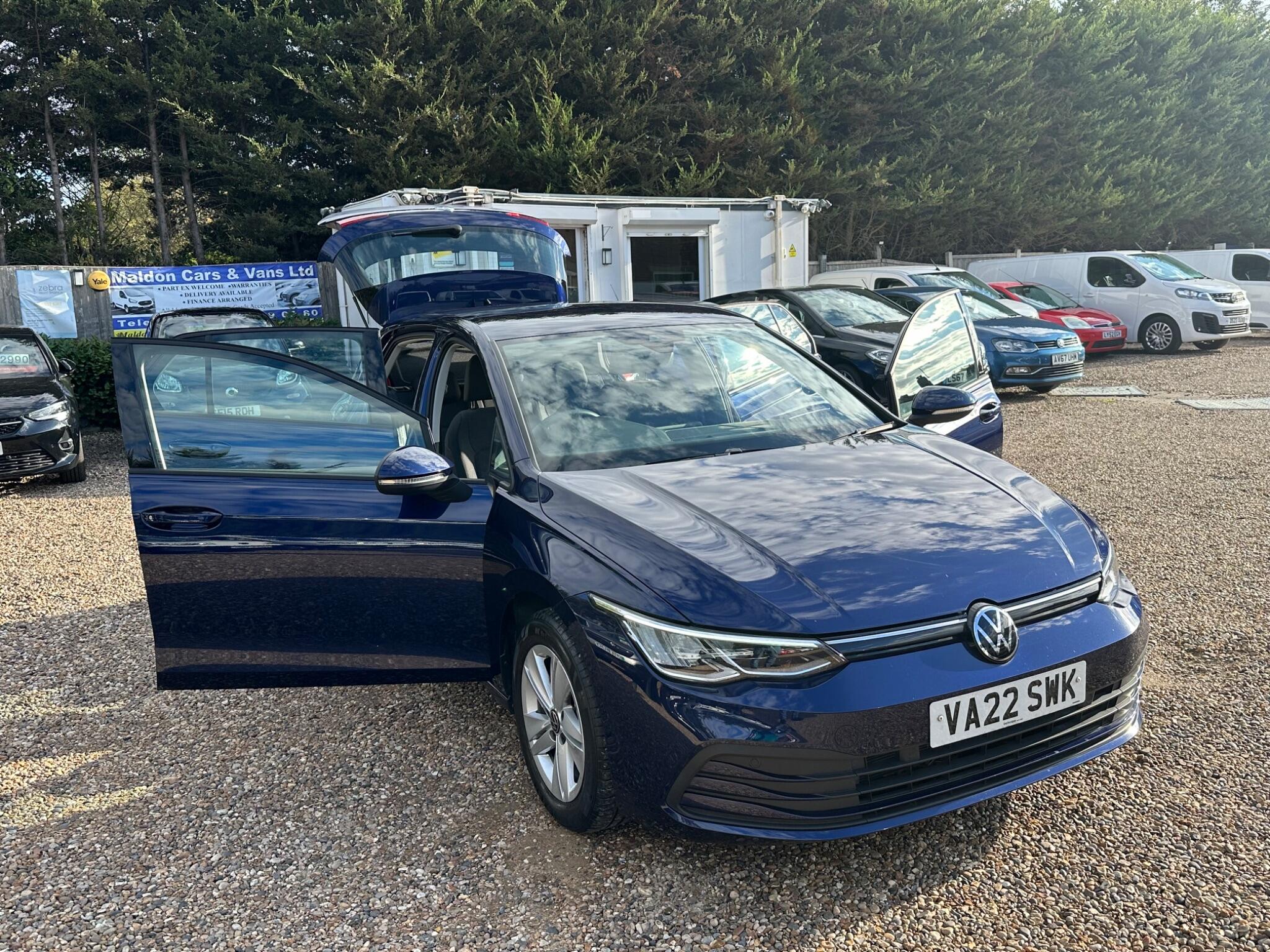 Volkswagen Golf view 26