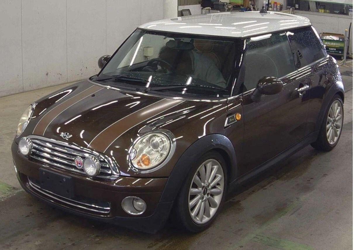 Mini Hatch view 2
