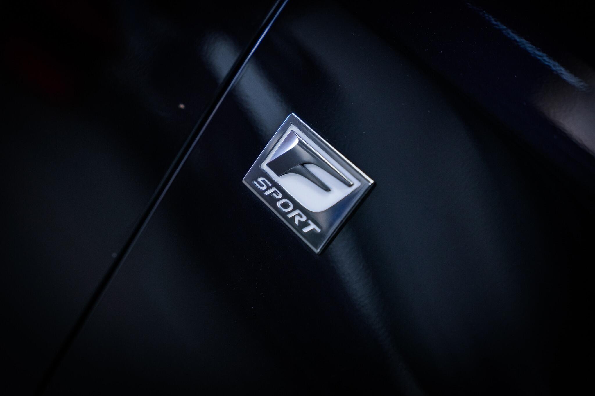 Lexus CT view 34
