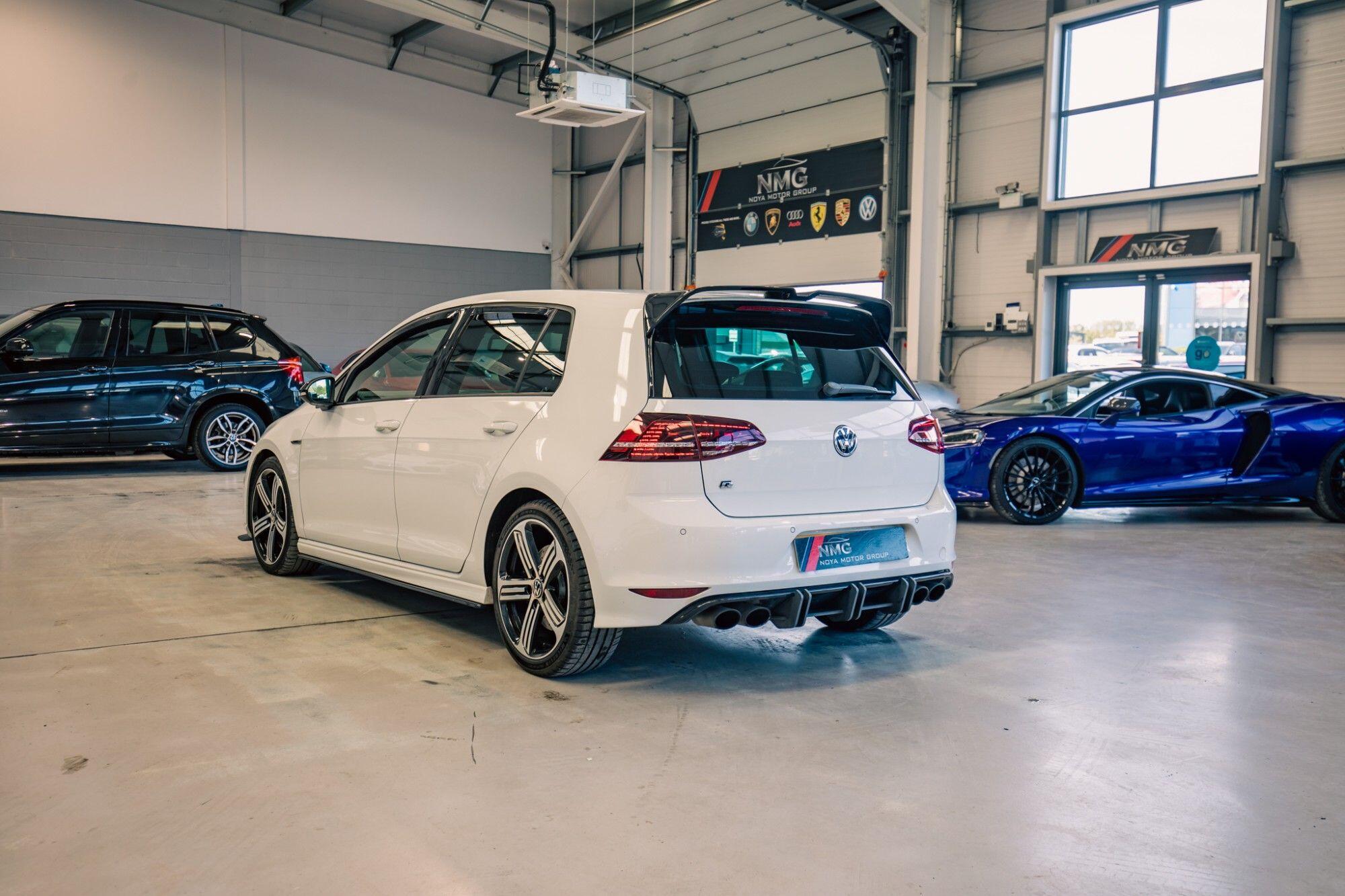 Volkswagen Golf view 27