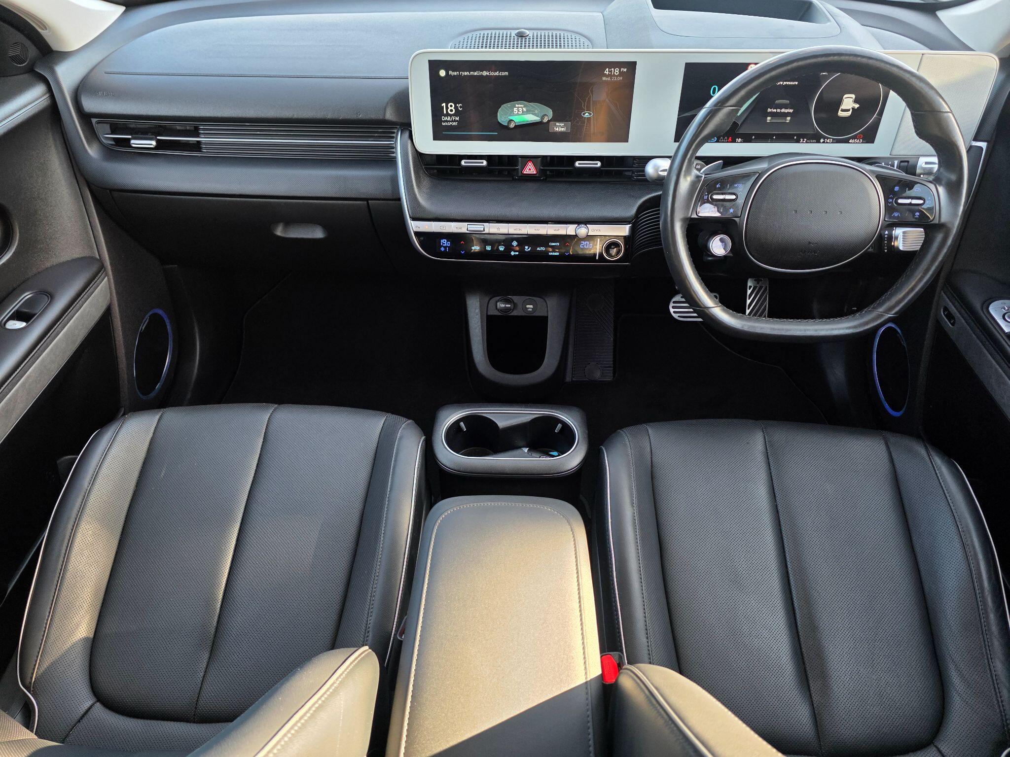 Hyundai IONIQ 5 view 11