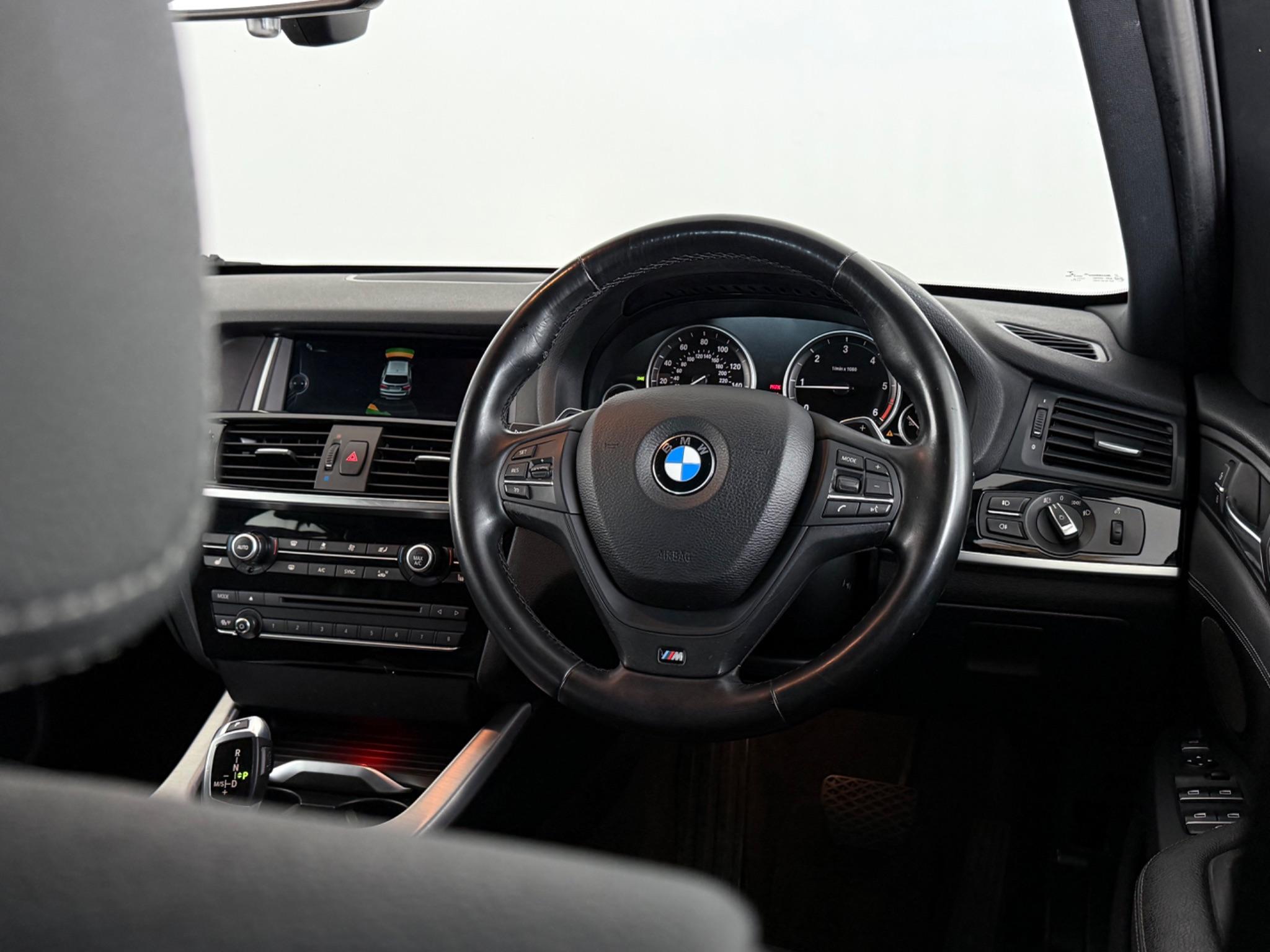 BMW X3 view 15