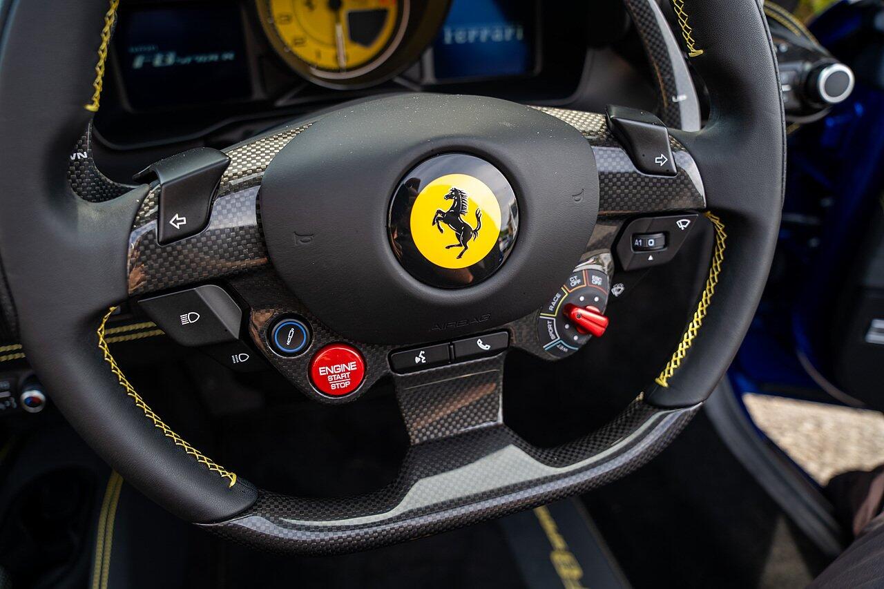 Ferrari F8 Tributo view 92