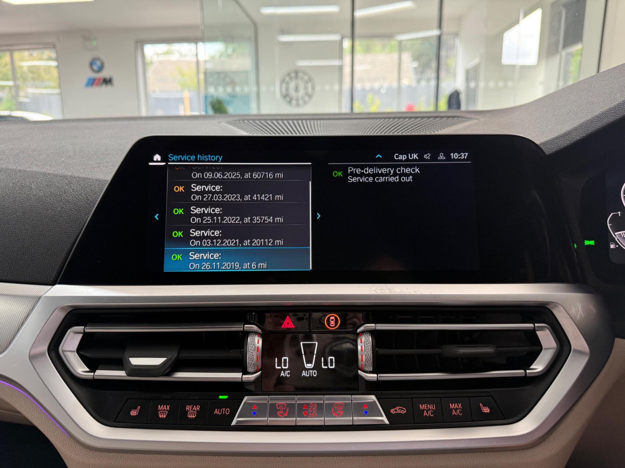 BMW 3 Series view 19