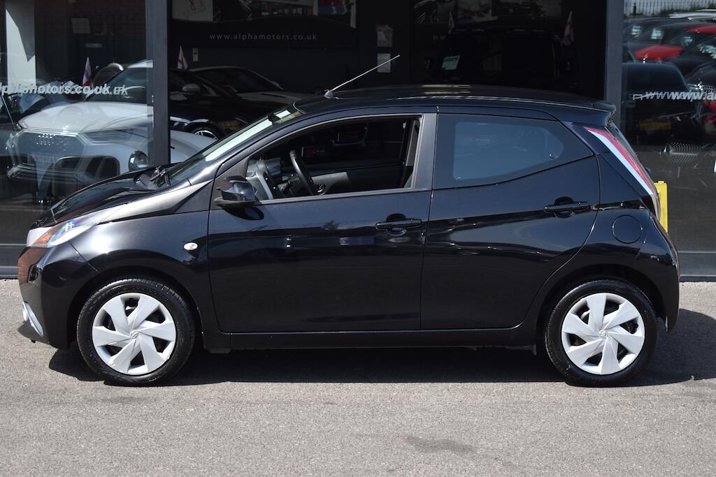 Toyota Aygo view 15