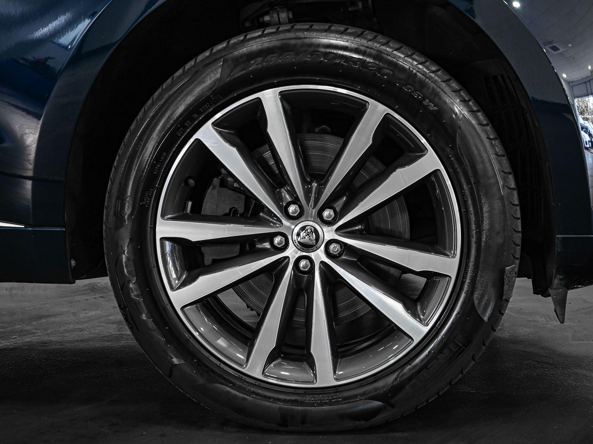 Jaguar F-Pace view 7
