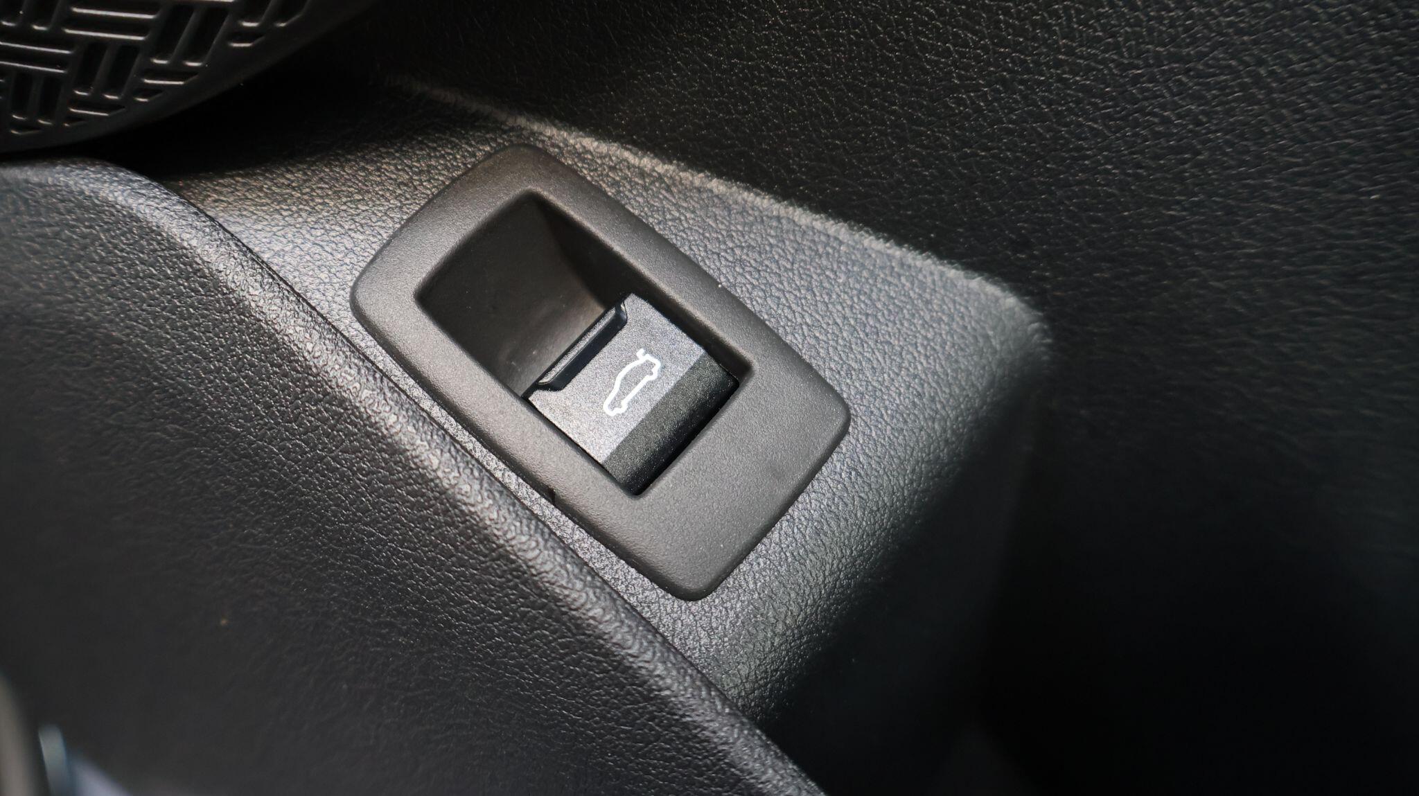 BMW iX2 view 33