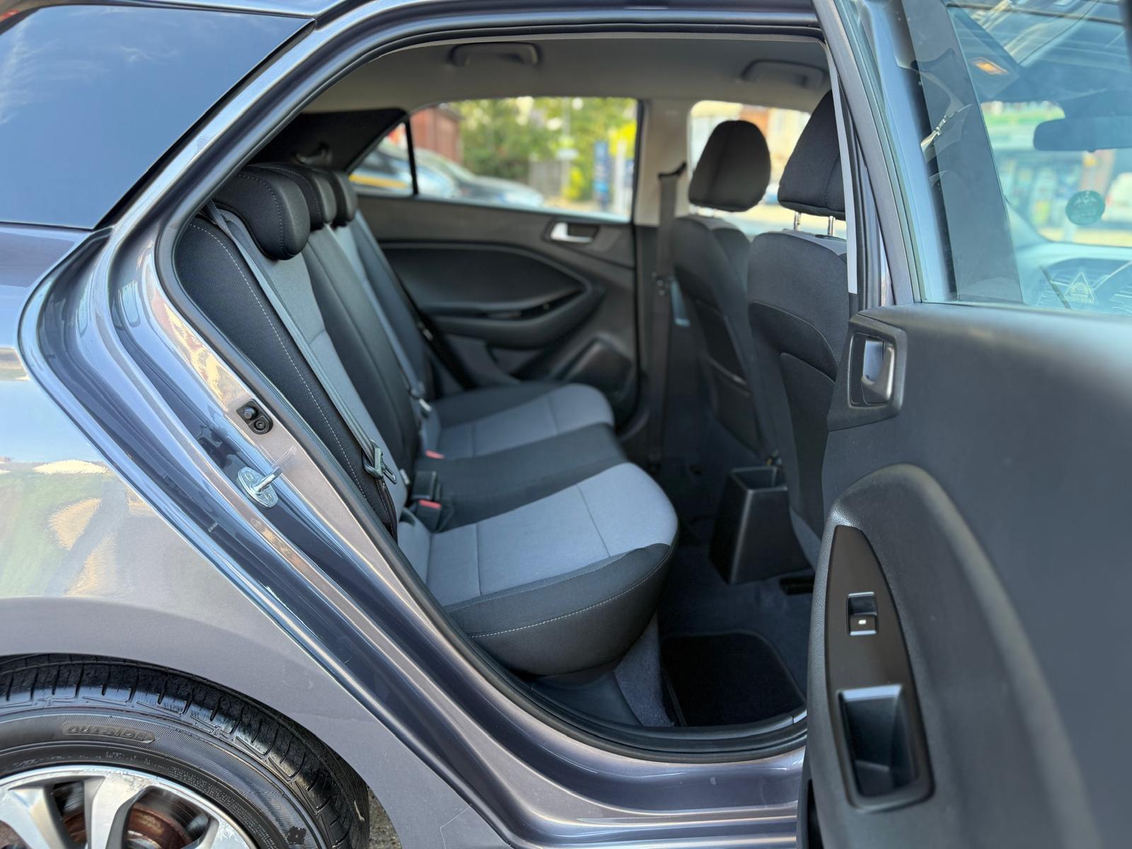 Hyundai I20 view 30