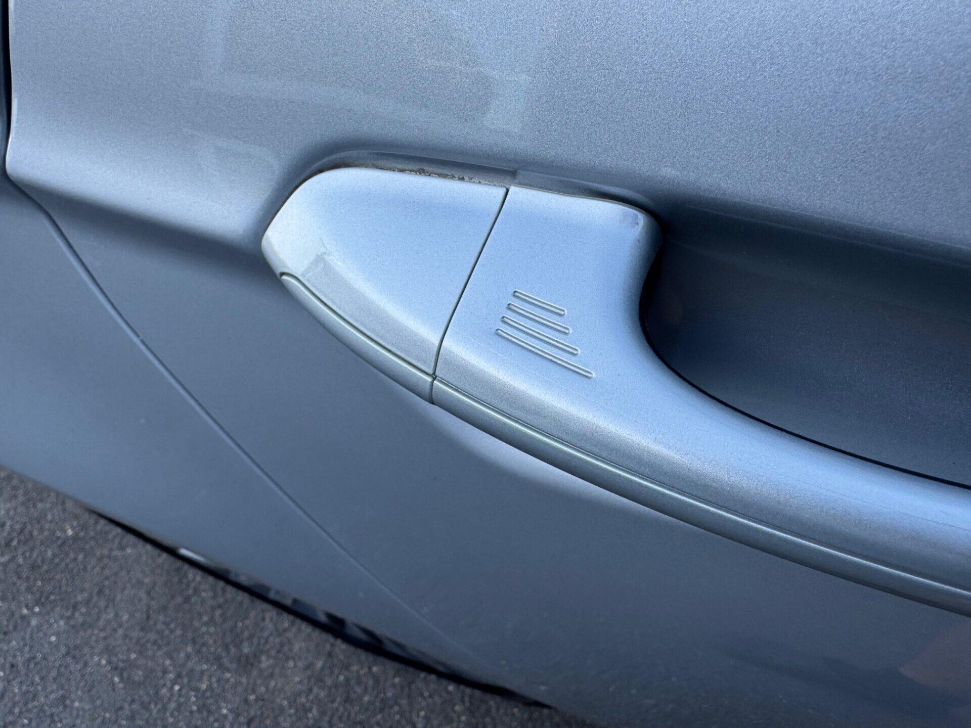 Ford Mondeo view 22