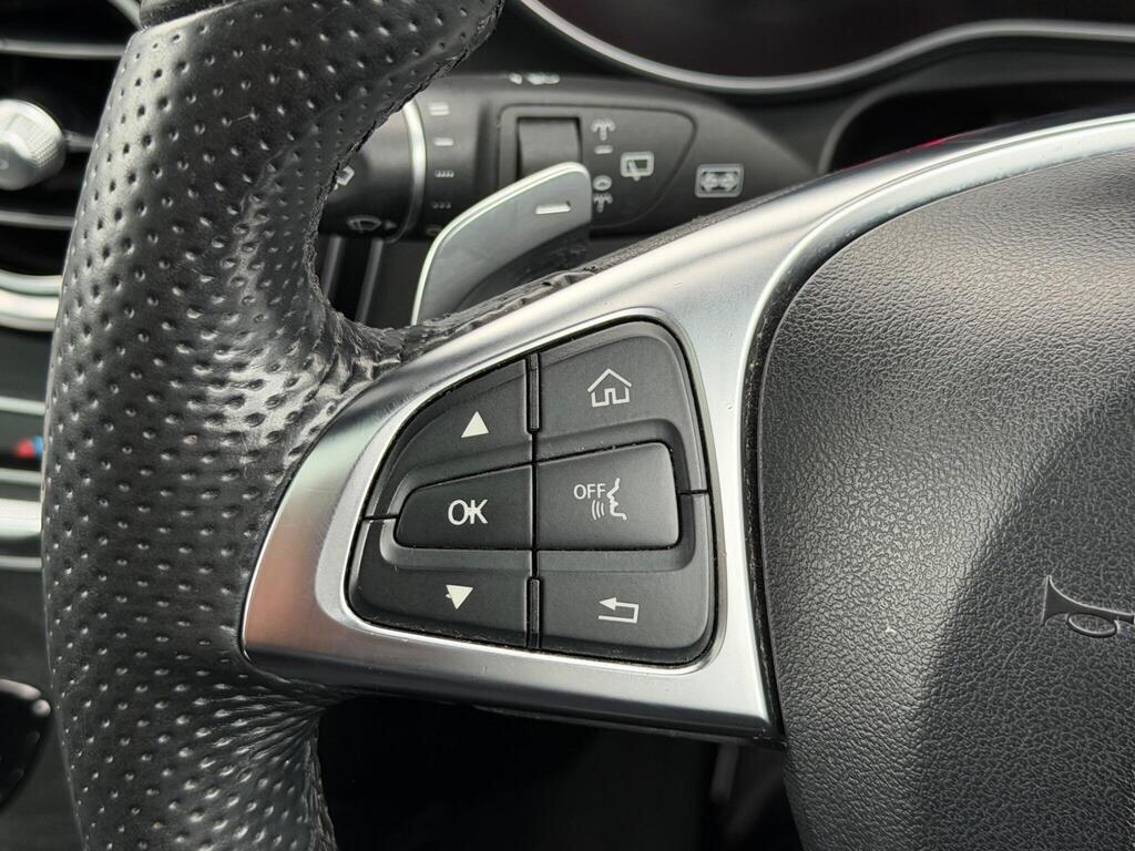 Mercedes-Benz GLC view 29