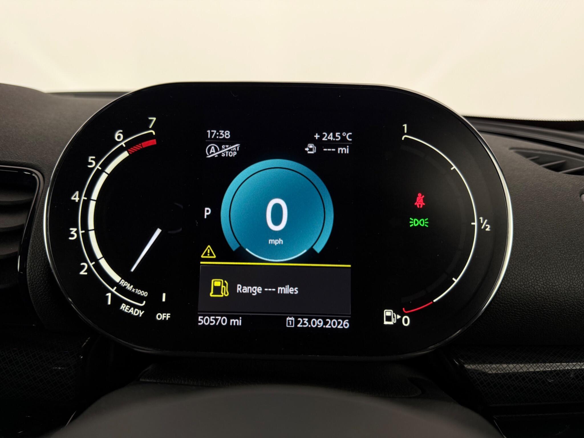 MINI Clubman view 16