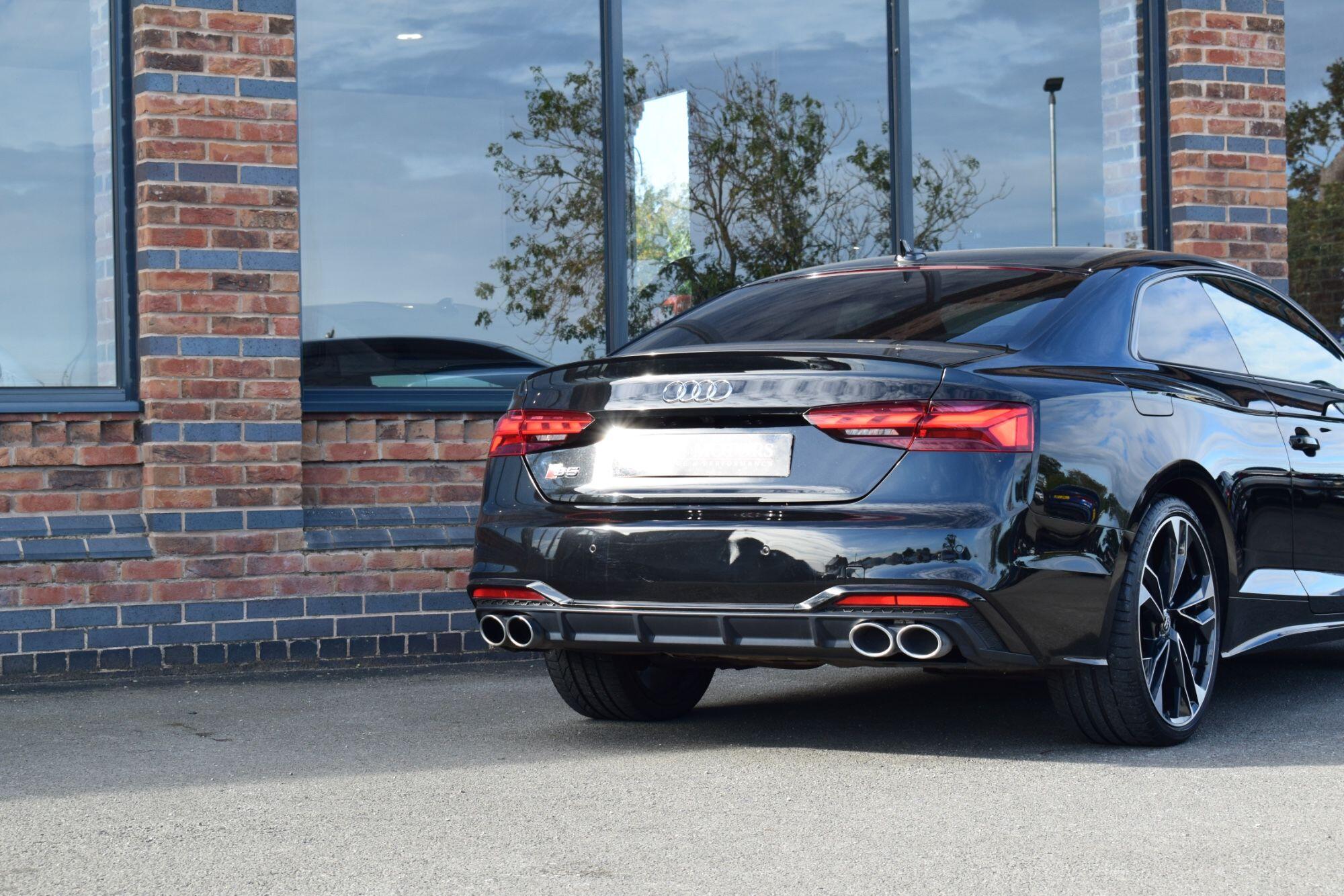 Audi S5 view 43