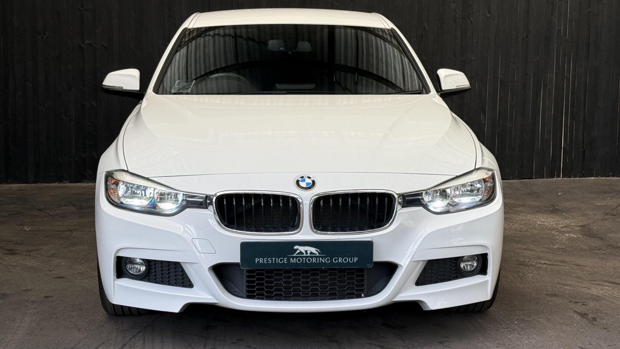 BMW 3 Series view 5