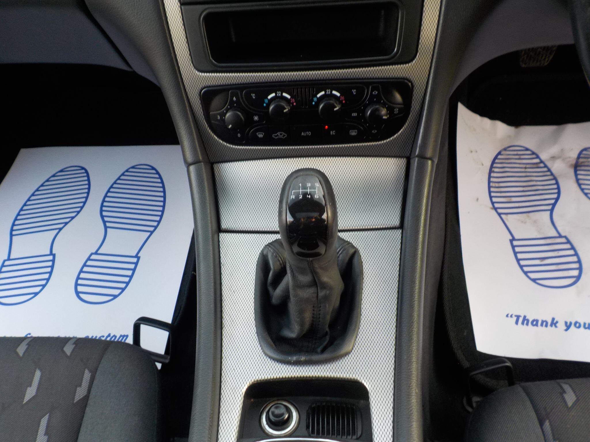 Mercedes-Benz C Class 2.0 C180 Sport 2dr