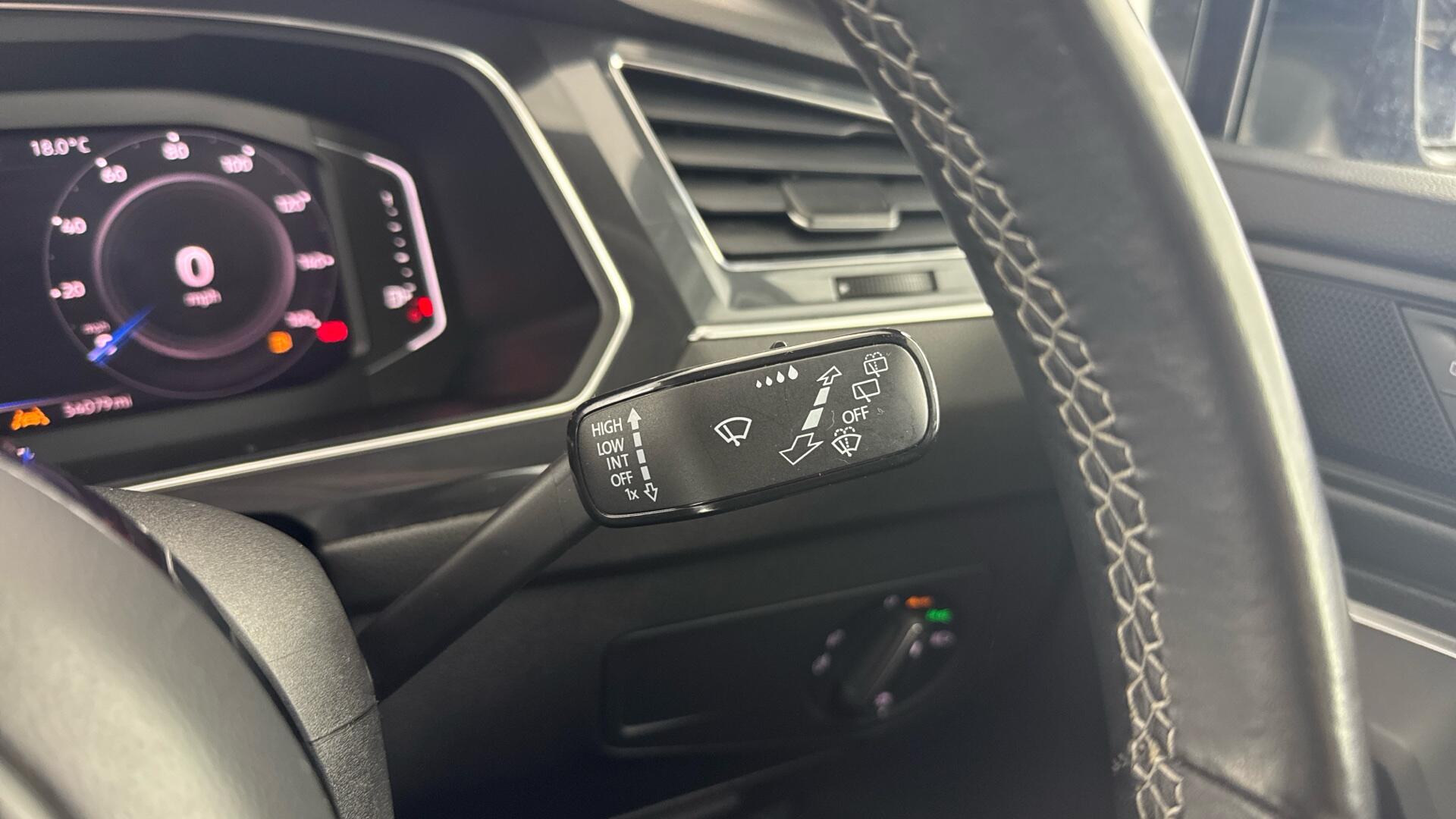 Volkswagen Tiguan Allspace view 45