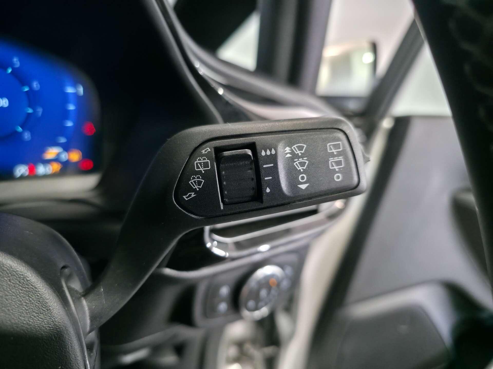 Ford Fiesta view 28